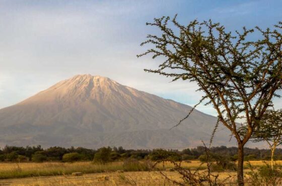4 Day Mount Meru Trek